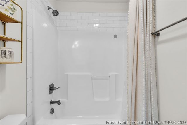 173 London Drive, Raeford, NC 28376