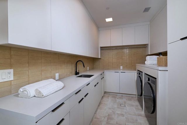 228 N Helix, Solana Beach, CA 92075