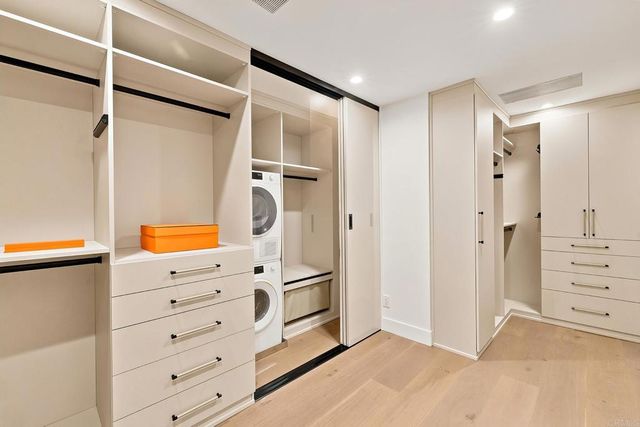 228 N Helix, Solana Beach, CA 92075