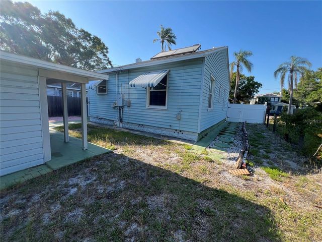 4754 1ST AVENUE N, St Petersburg, FL 33713