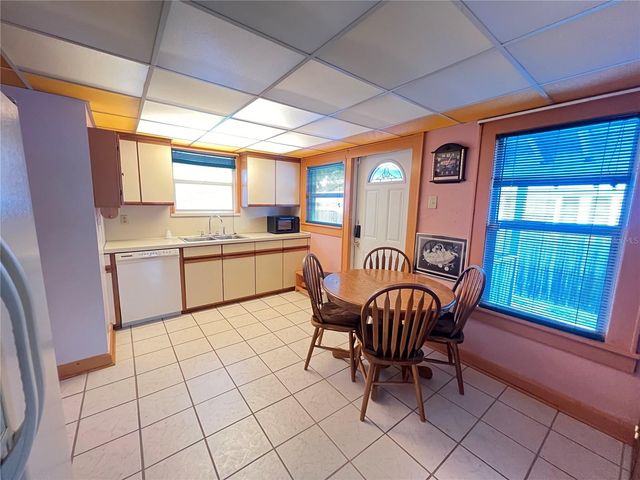 4754 1ST AVENUE N, St Petersburg, FL 33713