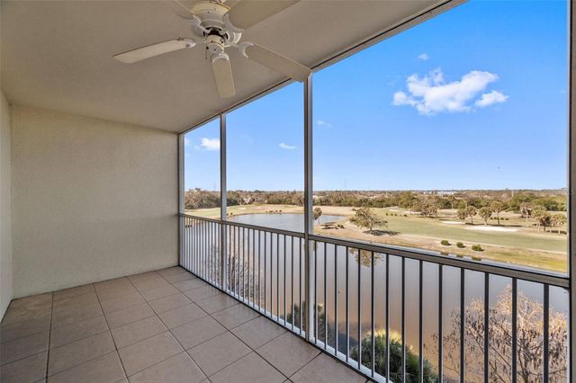 1200 COUNTRY CLUB DRIVE 1404, Largo, FL 33771