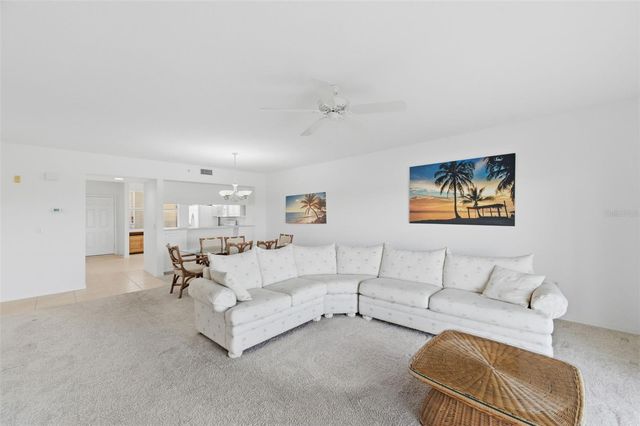 1200 COUNTRY CLUB DRIVE 1404, Largo, FL 33771