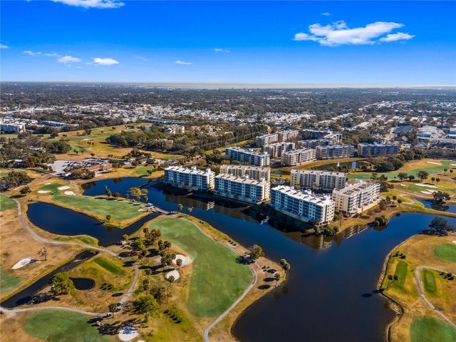 1200 COUNTRY CLUB DRIVE 1404, Largo, FL 33771