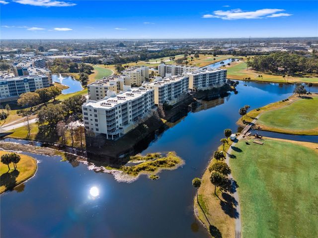 1200 COUNTRY CLUB DRIVE 1404, Largo, FL 33771