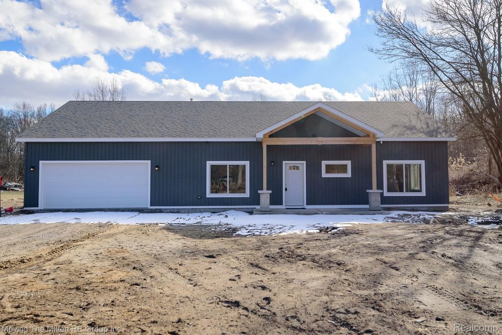 43001 Willow Road, Sumpter Township, MI 48164