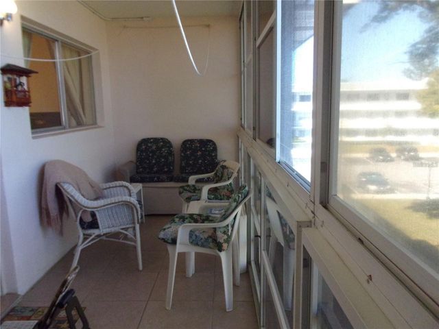 8525 111TH STREET 308, Seminole, FL 33772