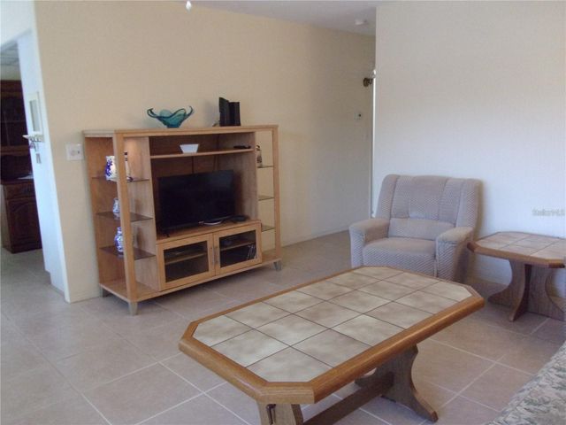 8525 111TH STREET 308, Seminole, FL 33772