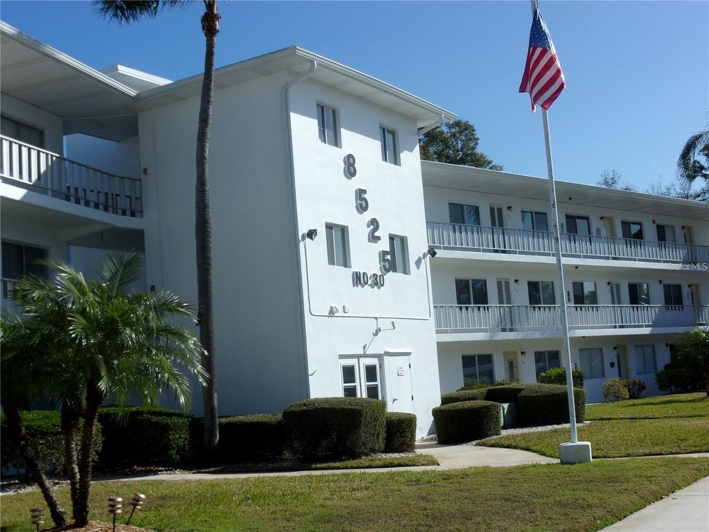 8525 111TH STREET 308, Seminole, FL 33772