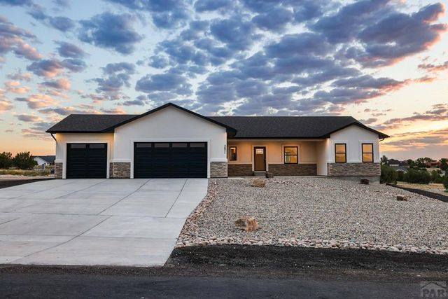 2071 Locoweed Dr., Pueblo West, CO 81007