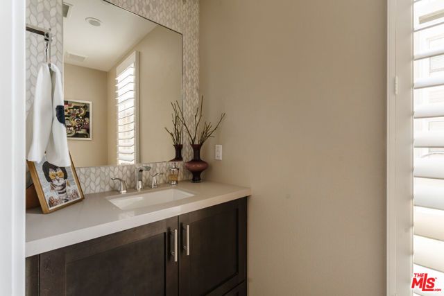 12765 Bluff Creek Drive 1, Los Angeles, CA 90094