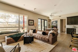 12765 Bluff Creek Drive 1, Los Angeles, CA 90094