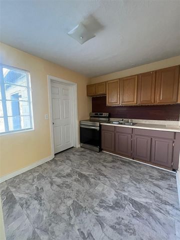 5353 N ORANGE BLOSSOM TRAIL, Mount Dora, FL 32757