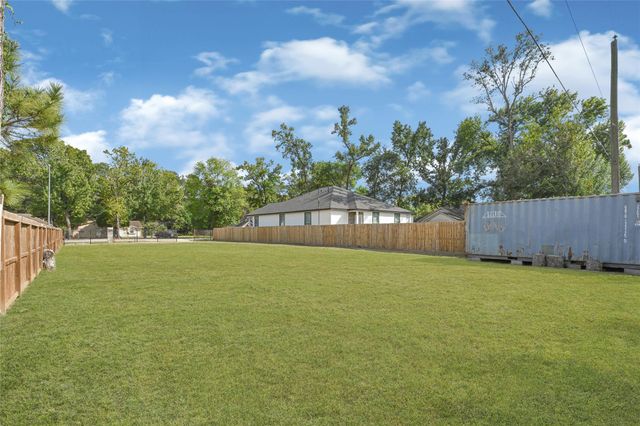 16231 Green Manor Drive Drive, Houston, TX 77396