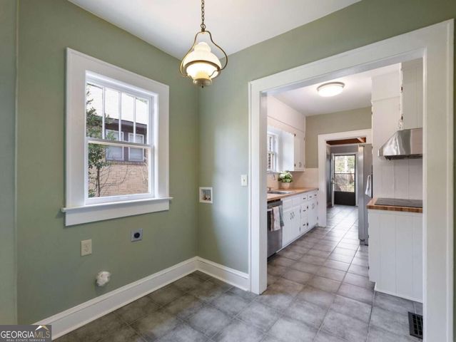 1391 Jefferson Avenue, East Point, GA 30344