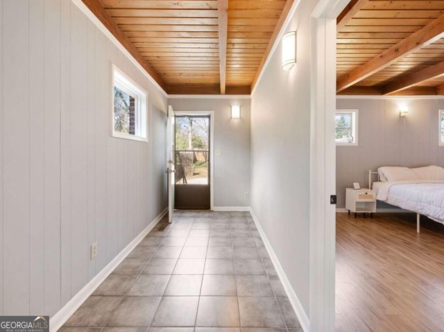 1391 Jefferson Avenue, East Point, GA 30344