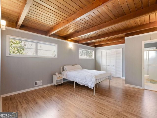 1391 Jefferson Avenue, East Point, GA 30344