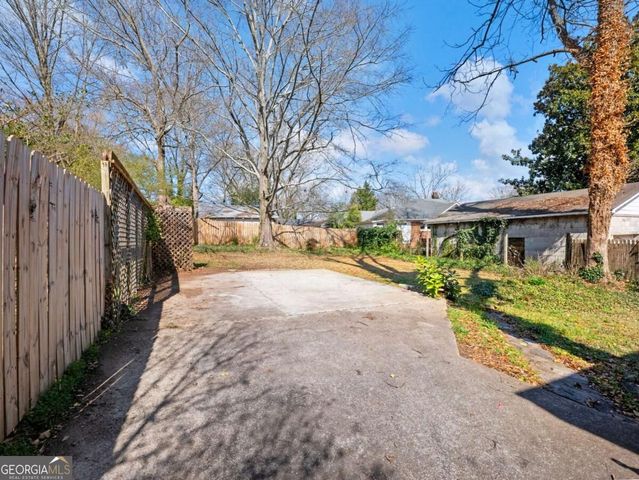 1391 Jefferson Avenue, East Point, GA 30344
