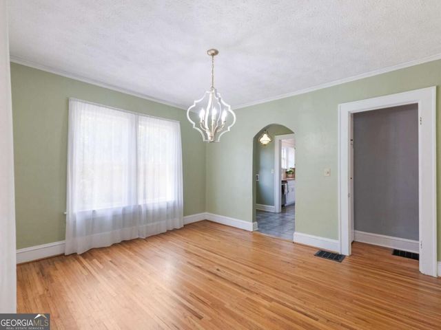 1391 Jefferson Avenue, East Point, GA 30344