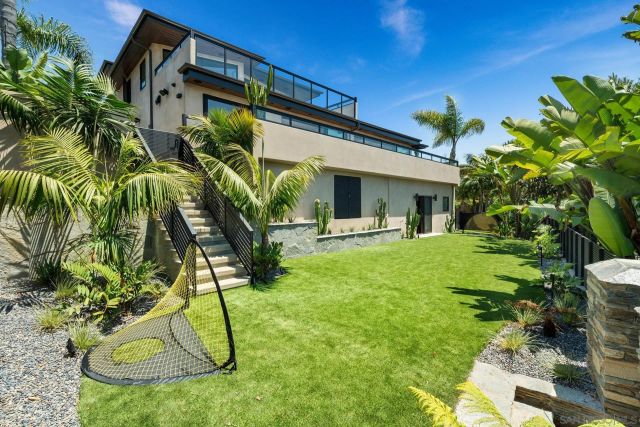 255 Patty Hill Drive, Solana Beach, CA 92075