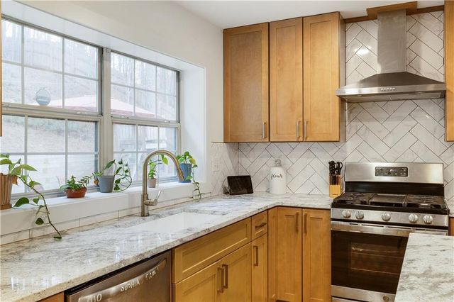 5050 Bankside Way, Peachtree Corners, GA 30092