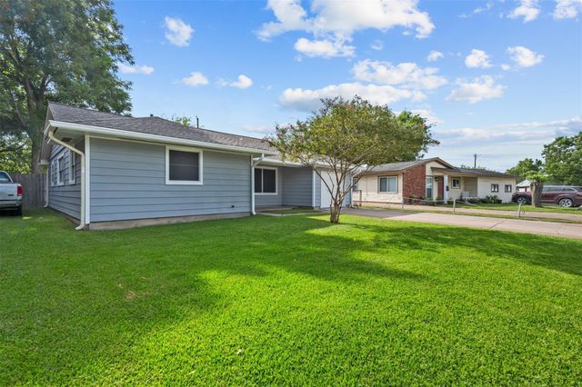 10206 Alta Loma Way, Houston, TX 77075