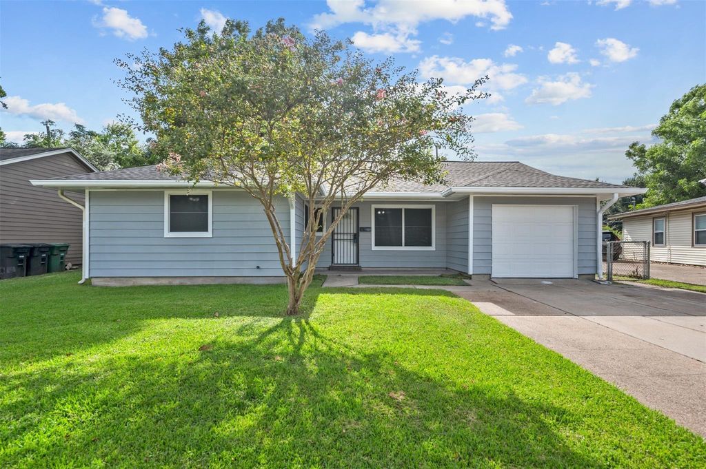 10206 Alta Loma Way, Houston, TX 77075
