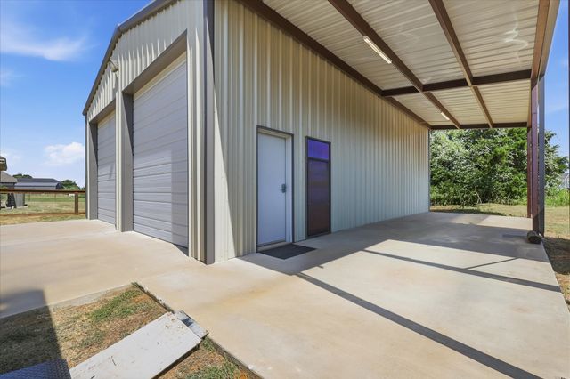 2782 Rock Hill Road, Aubrey, TX 76227