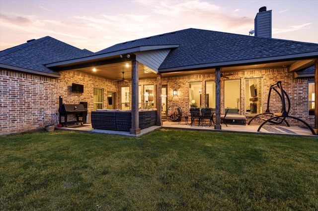 2782 Rock Hill Road, Aubrey, TX 76227
