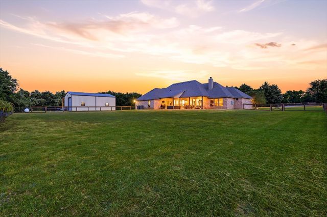 2782 Rock Hill Road, Aubrey, TX 76227