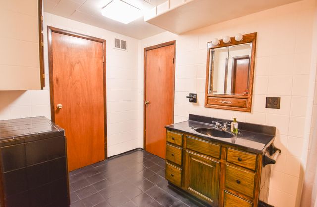 677 Tuttle Road, Union City, MI 49094