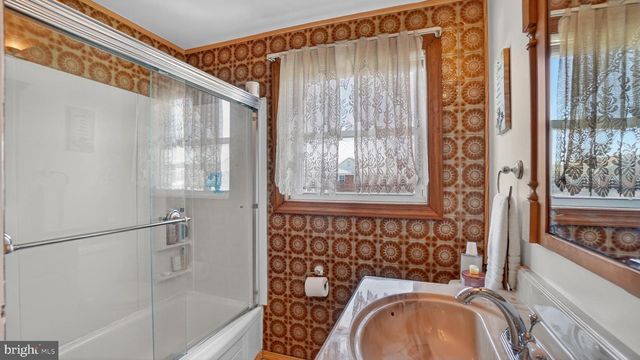 7836 KAVANAGH, Dundalk, MD 21222