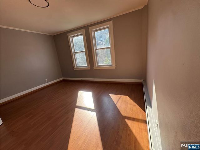 365 Elm Street 1 Right, Kearny, NJ 07032