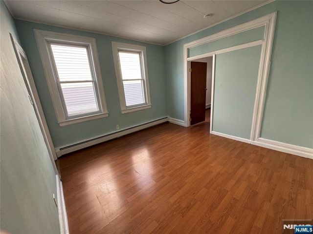 365 Elm Street 1 Right, Kearny, NJ 07032