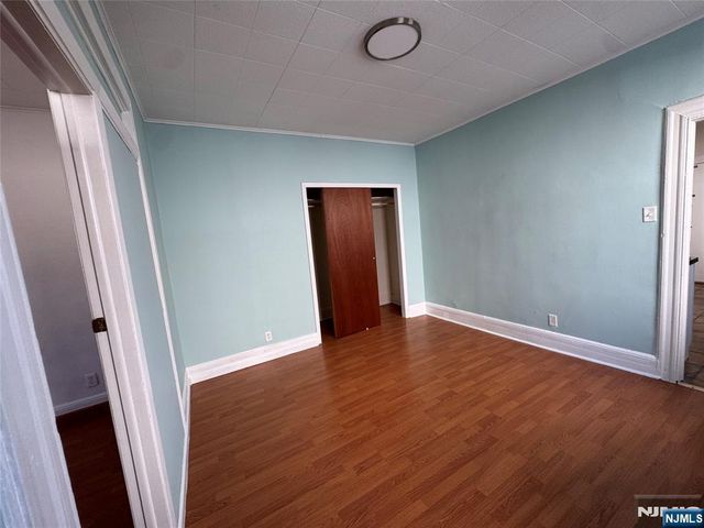 365 Elm Street 1 Right, Kearny, NJ 07032