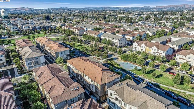 626 Moss Way, Hayward, CA 94541