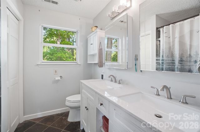 14815 Rothwell Drive, Mint Hill, NC 28227