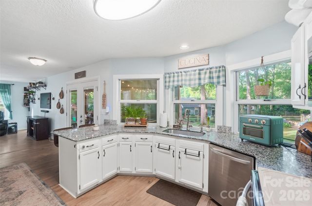 14815 Rothwell Drive, Mint Hill, NC 28227