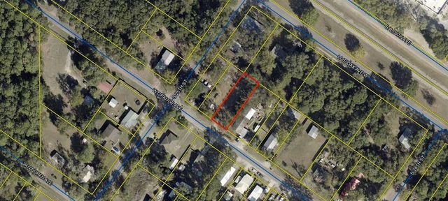 866 W Orange Avenue, Defuniak Springs, FL 32435