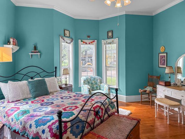 303 E Mclain, Iredell, TX 76649