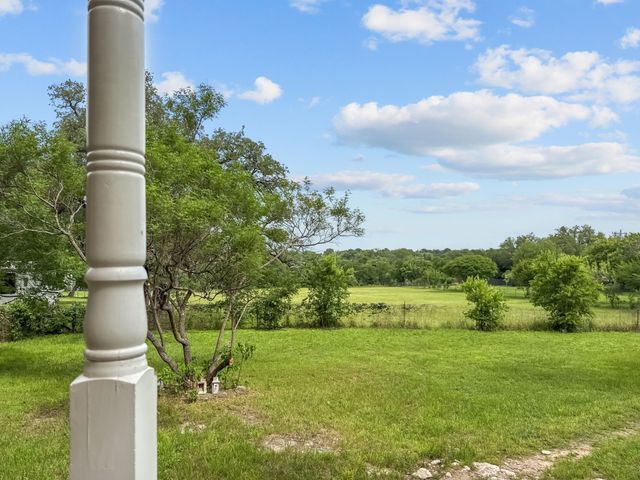 303 E Mclain, Iredell, TX 76649