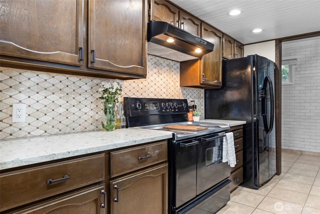 5917 N 46th Street, Tacoma, WA 98407