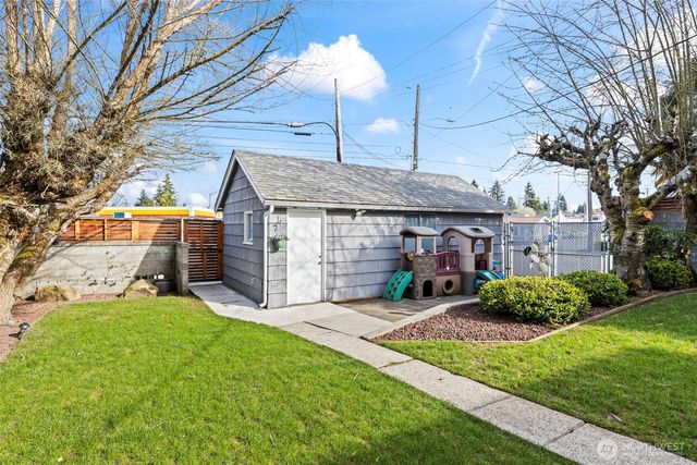 5917 N 46th Street, Tacoma, WA 98407