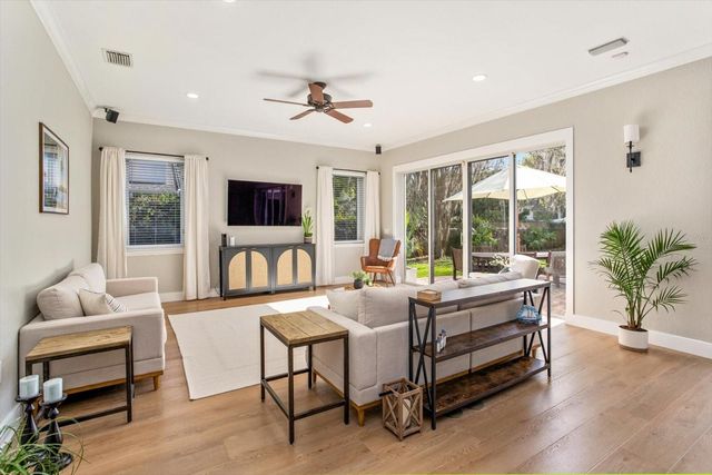 106 PALM STREET, Windermere, FL 34786