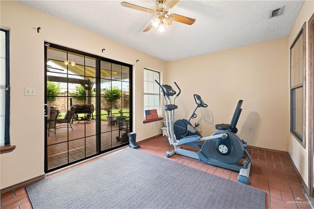 120 W Marigold Avenue, Mcallen, TX 78501