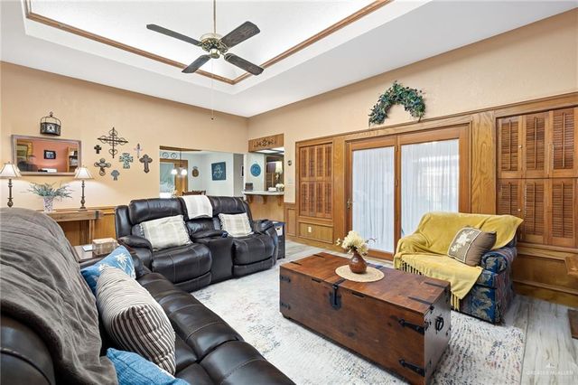 120 W Marigold Avenue, Mcallen, TX 78501