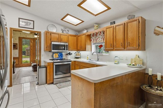 120 W Marigold Avenue, Mcallen, TX 78501