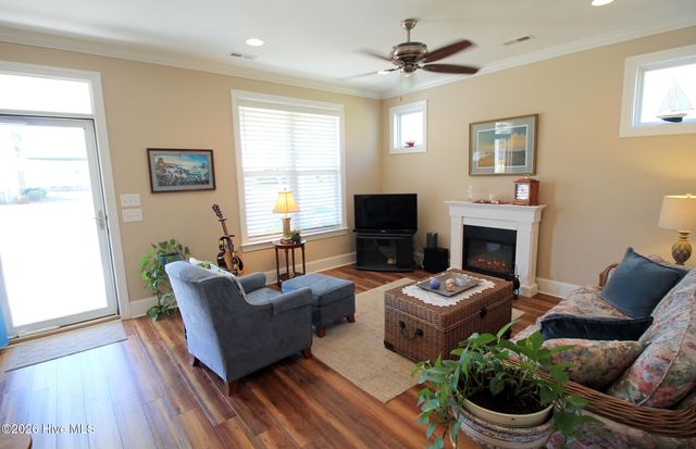 18 Queens Way, Bath, NC 27808