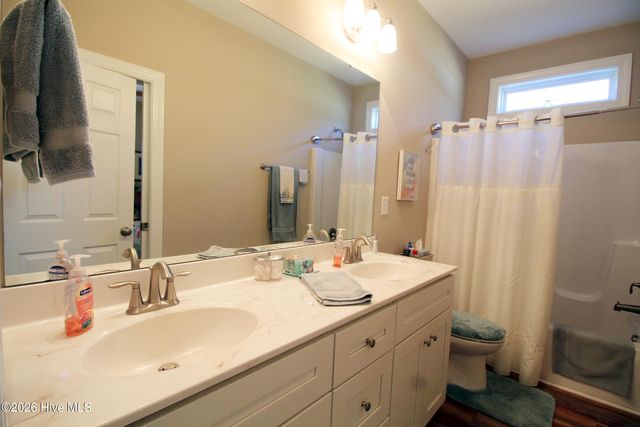 18 Queens Way, Bath, NC 27808