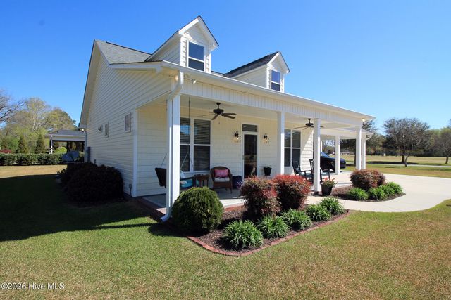 18 Queens Way, Bath, NC 27808